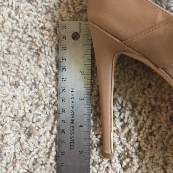 Nude heels - Picture 5 of 5